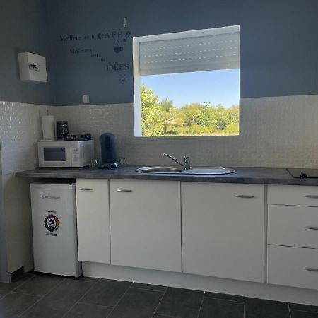Bungalow De Rose Petit-Canal ภายนอก รูปภาพ