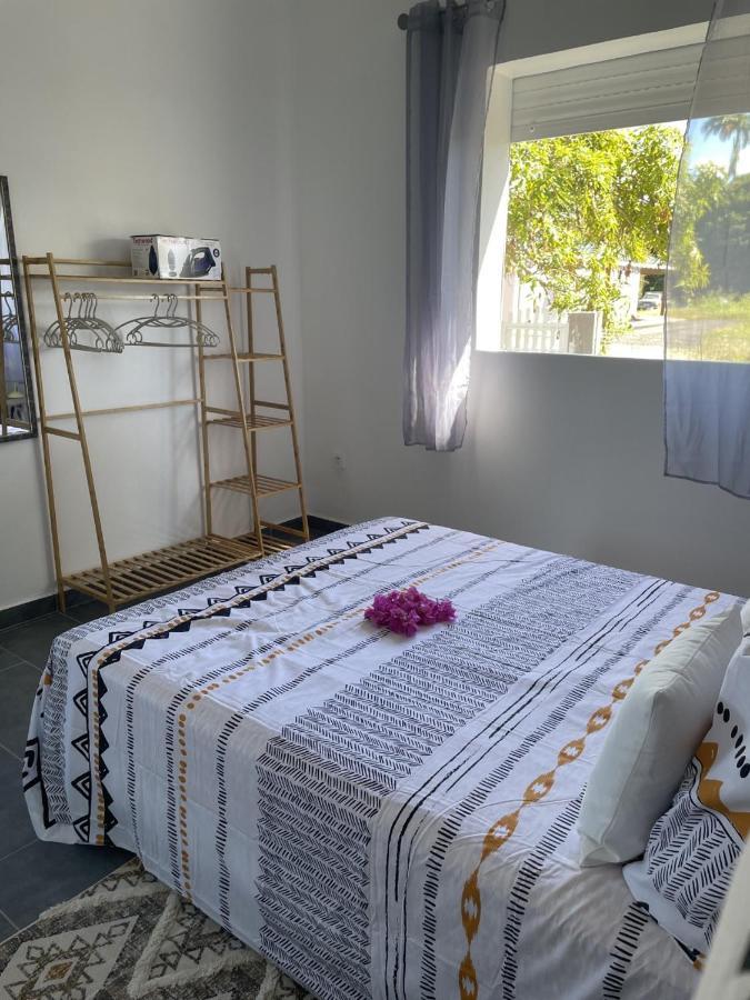 Bungalow De Rose Petit-Canal ภายนอก รูปภาพ